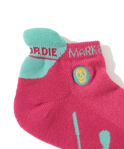 W GN BIG SKULL LOGO POINT UNDER SOCKS LQ3YS31F